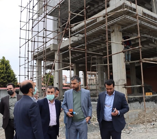 بازدید مهندس کاظم علیپور شهردار قائم شهر به همراه رئیس و اعضای شورای اسلامی شهر قائم شهر از پروژه در حال ساخت فرهنگسرا