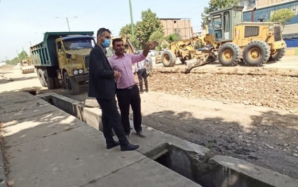 بازدید مهندس کاظم علیپور شهردار قائم شهر از مراحل پایانی پروژه ی هدایت آبهای سطحی به کانال مادر _ کمربندی شمالی